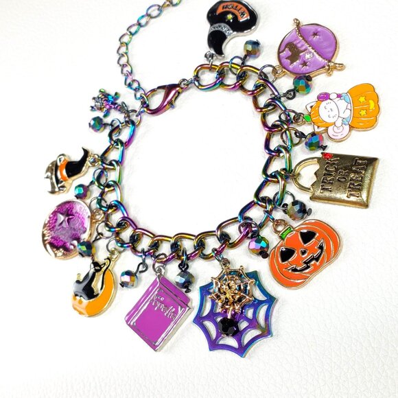 Halloween Charm Bracelet, Pumpkins, Ghost, Spider Webs, Cat - Picture 5 of 10